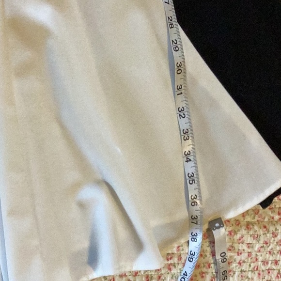 Calvin Klein, Sz 6, sleeveless, two-toned fit and flare dress. Black and Cream - Picture 5 of 8